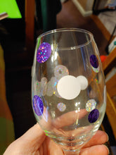 Load image into Gallery viewer, Clear Wine Glasses